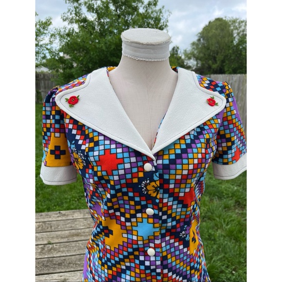 Vintage 60s Mod Colorful Floral Geometric Wide Collar Button Up Shirt - Picture 3 of 13